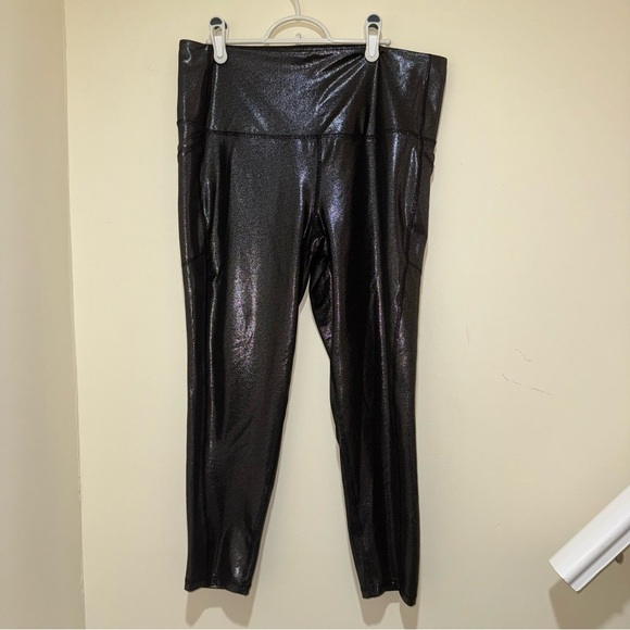 Women’s GapFit Sky High Rise Power Sine Black Shiney Leggings w Pockets Size XL - Picture 4 of 16
